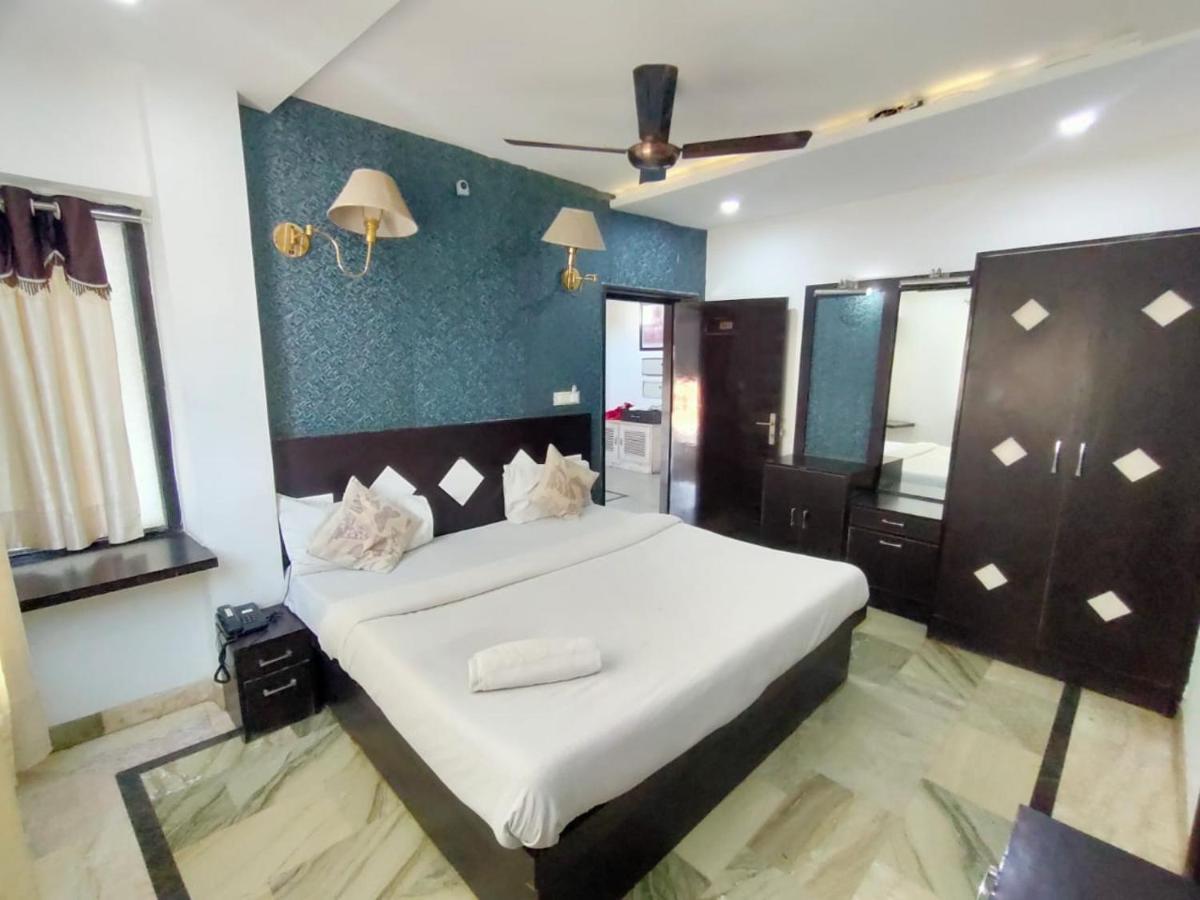 Hotel Laxman Resort By The Golden Taj Group &Hotels Agra  Dış mekan fotoğraf