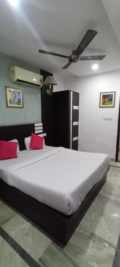 Hotel Laxman Resort By The Golden Taj Group &Hotels Agra  Dış mekan fotoğraf