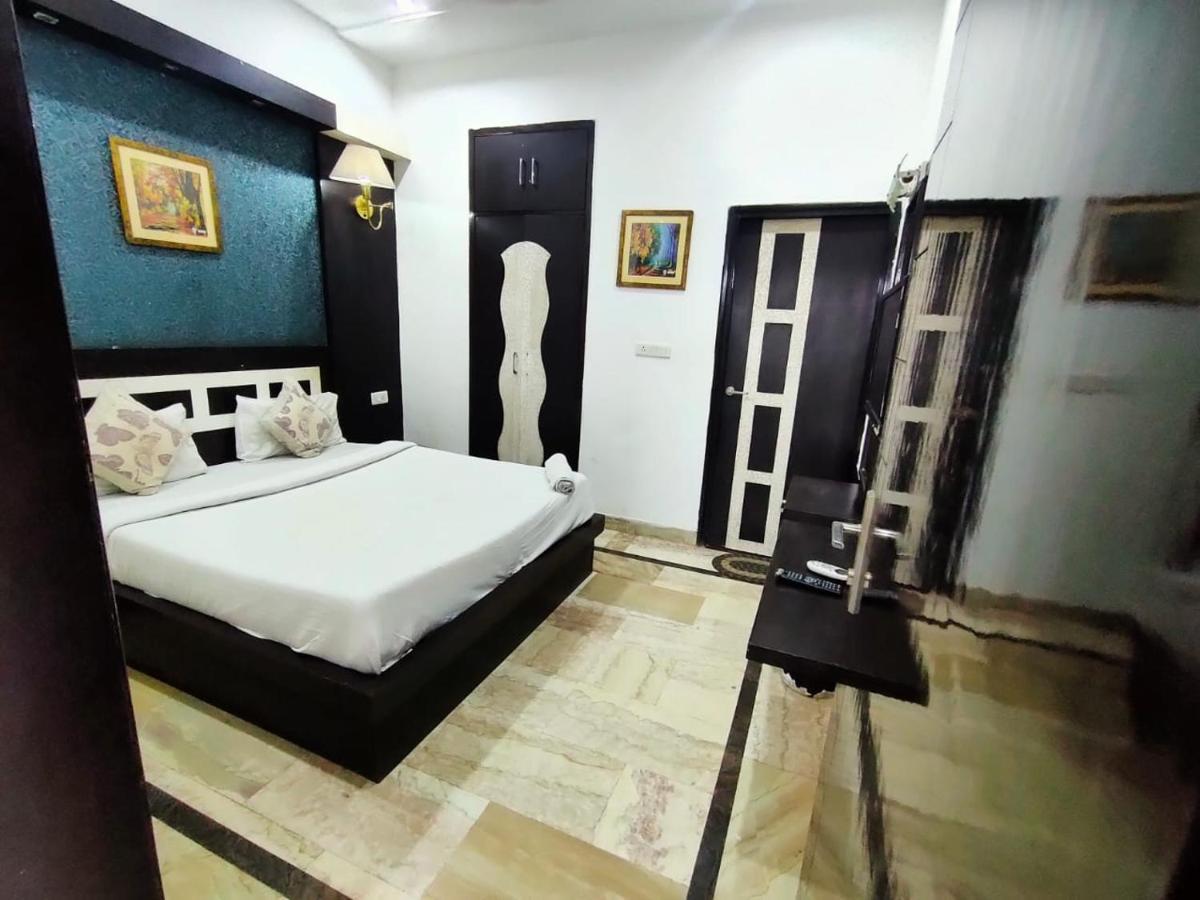 Hotel Laxman Resort By The Golden Taj Group &Hotels Agra  Dış mekan fotoğraf